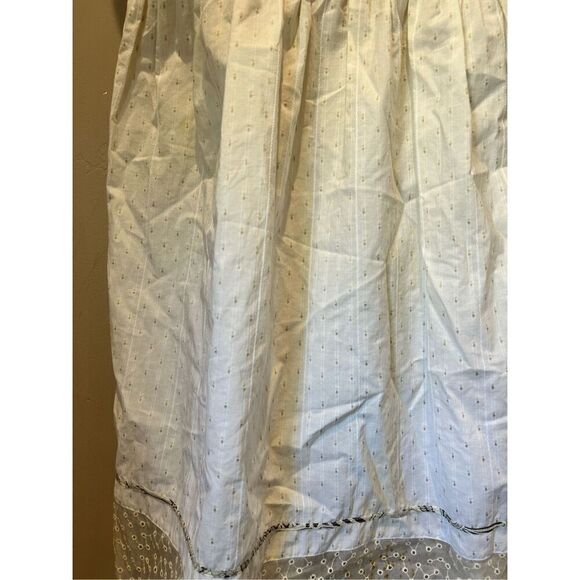 Burning torch dress - Picture 3 of 7